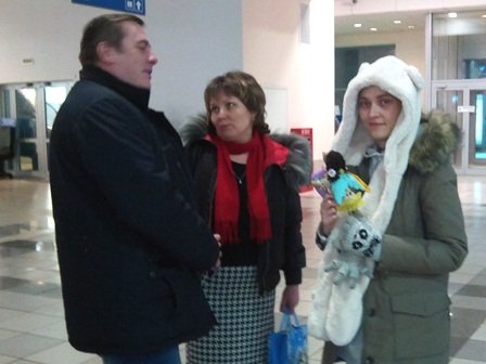 Депутат оплатил больной раком девушке перелет в Москву